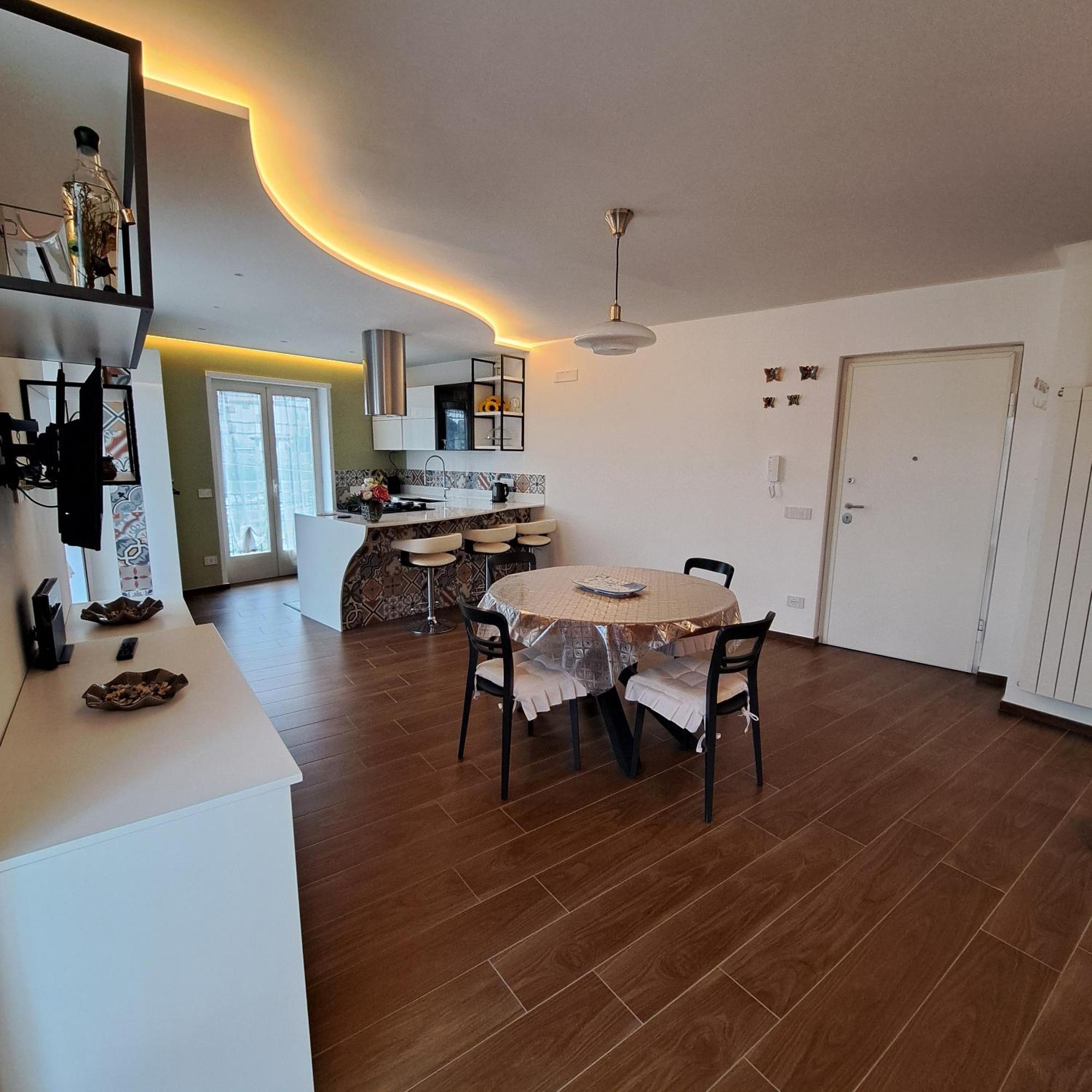 شقة Casa Marilyn أَجيرولا المظهر الخارجي الصورة