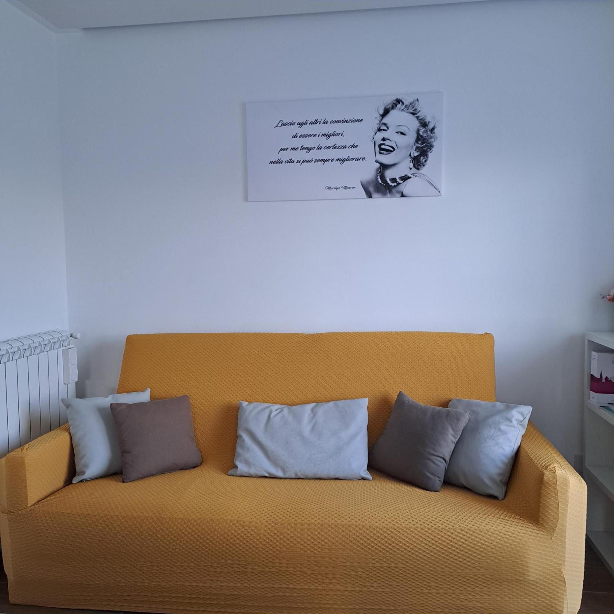 شقة Casa Marilyn أَجيرولا المظهر الخارجي الصورة